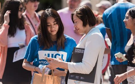 UCL Students .
